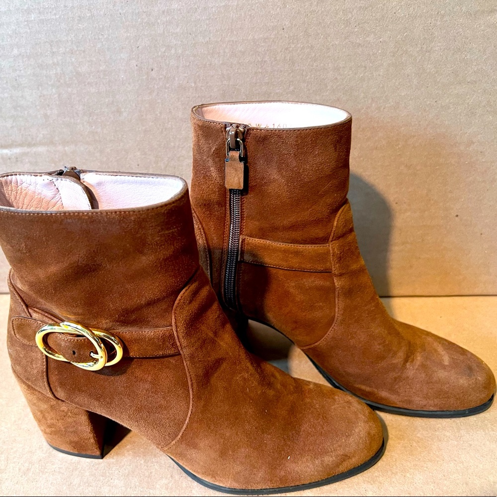 Stuart Weitzman brown suede boots